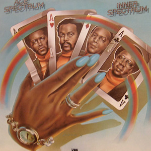 青岛老汉约2女被下药
